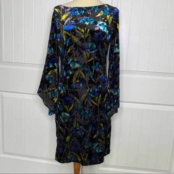 The Limited NWT suede like floral dress size small - Picture 3 of 9